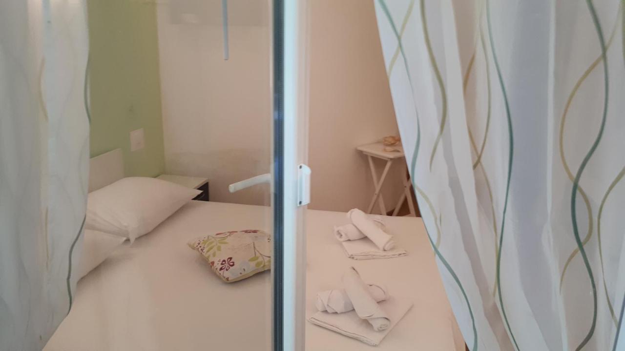 Apartments Meri 沃迪切 外观 照片