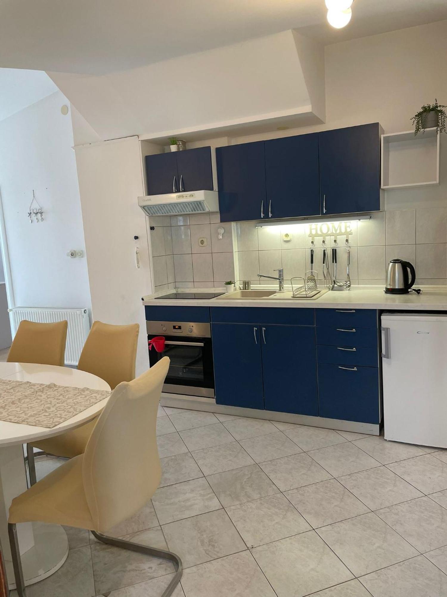 Apartments Meri 沃迪切 外观 照片