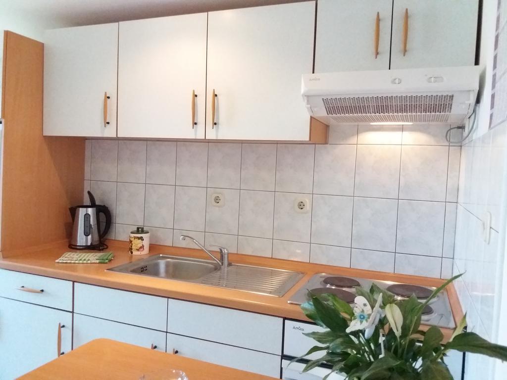 Apartments Meri 沃迪切 外观 照片