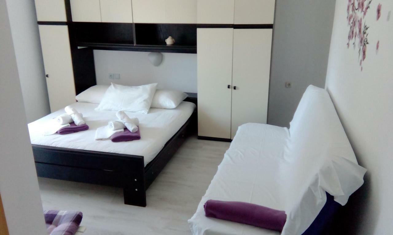 Apartments Meri 沃迪切 外观 照片