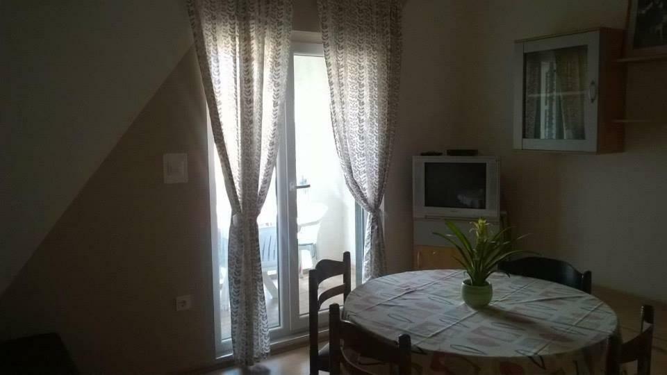Apartments Meri 沃迪切 外观 照片